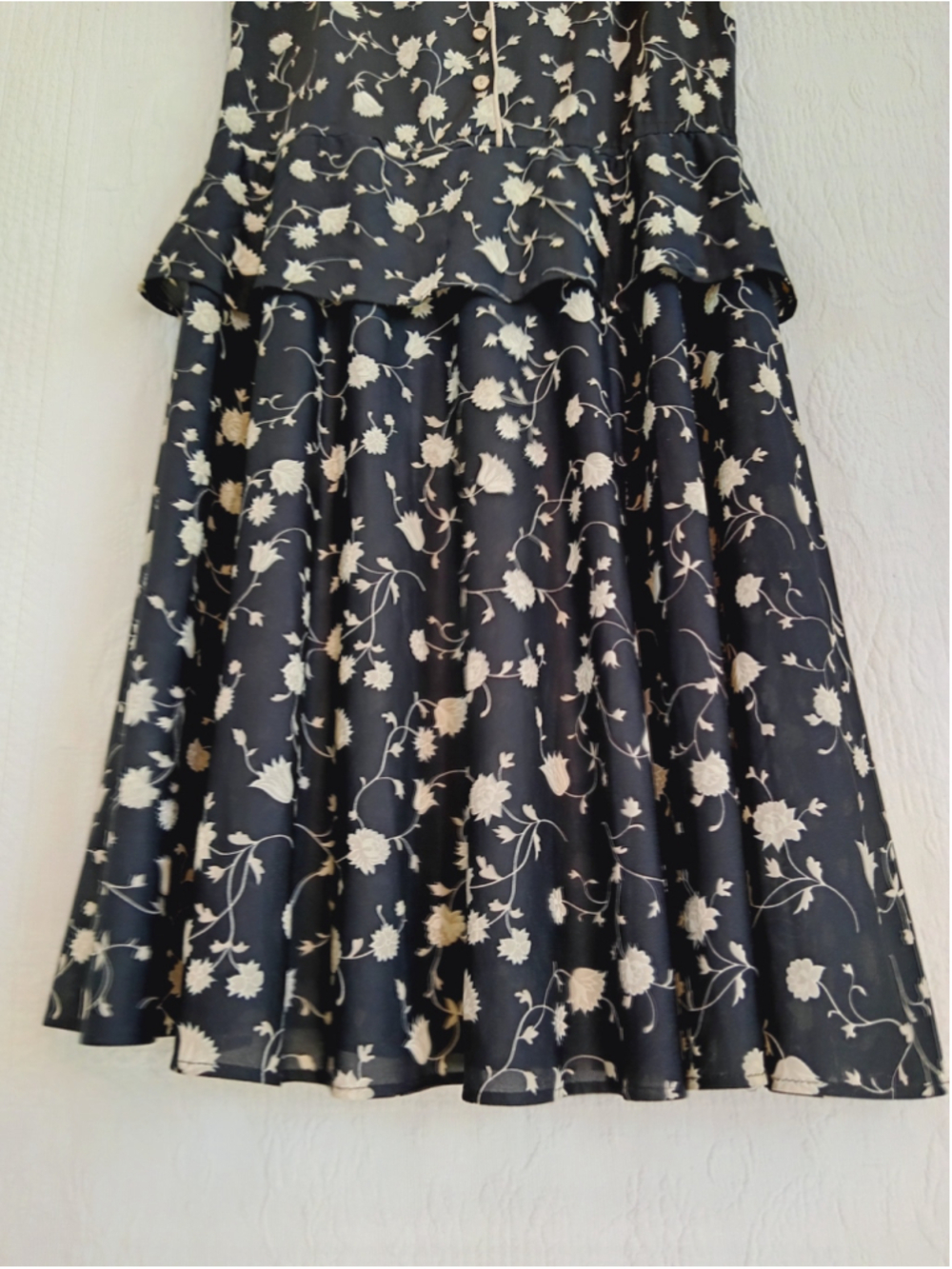 1940s Sheer Peplum Dress Cap Sleeves Black Cream Floral EUC Vintage Romantic XL - Picture 8 of 12